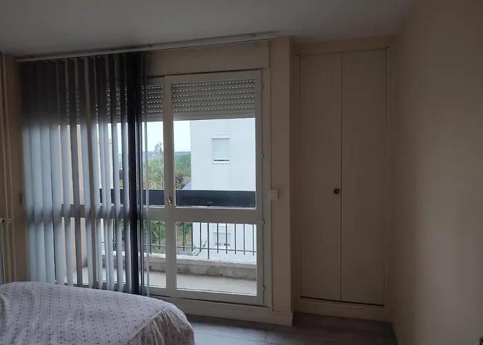 Appartement Grand Et Superbe Proche Paris