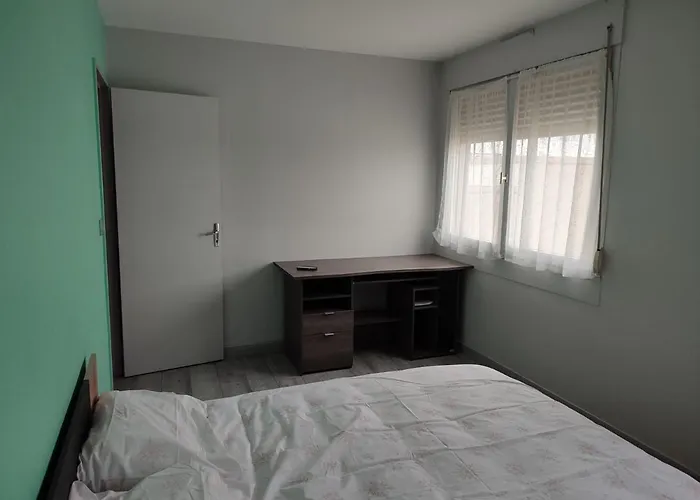 Grand Et Superbe Proche Paris